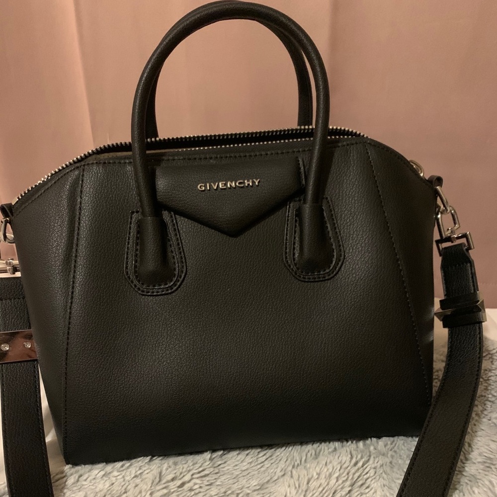 Cross body handbag🖤